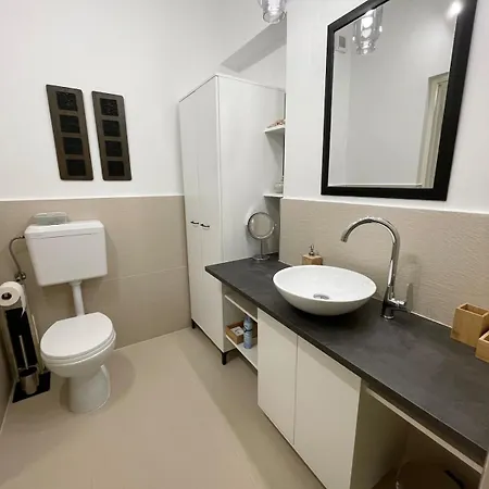 Apartment A22